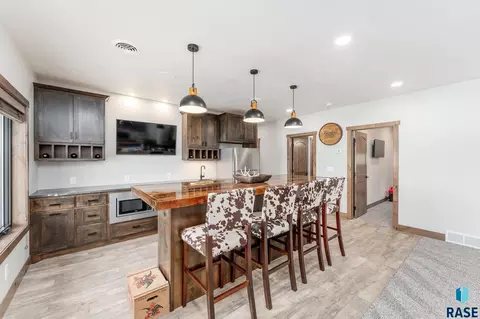 2415 N Reichelt Cir, Tea, SD 57064 photo 27