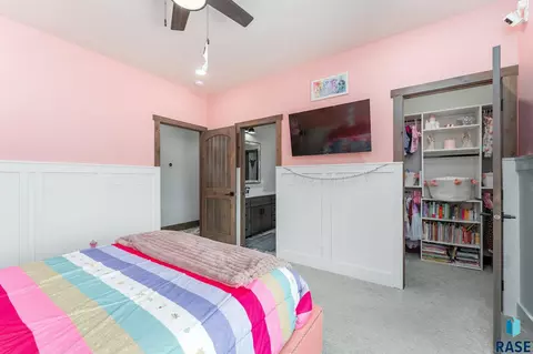 2415 N Reichelt Cir, Tea, SD 57064 photo 25
