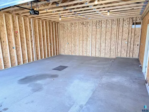 105 E 3rd St, Oacoma, SD 57365 photo 14