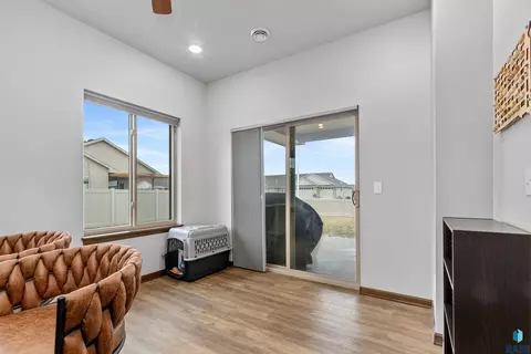 2626 E Meadowside Pl, Sioux Falls, SD 57108 photo 5