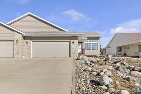 4402 S Key Ave, Sioux Falls, SD 57106