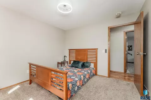 1301 W Haugo Dr, Sioux Falls, SD 57105 photo 13