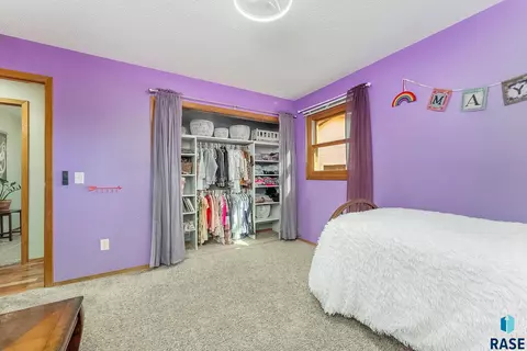 1301 W Haugo Dr, Sioux Falls, SD 57105 photo 11