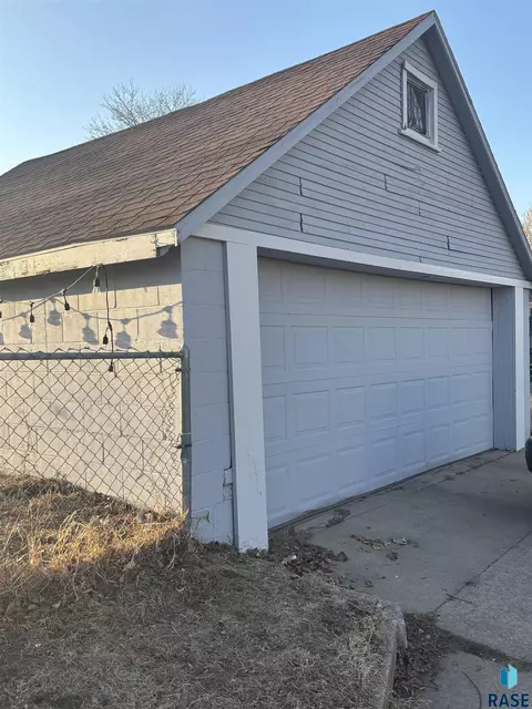 2130 E 12th St, Sioux Falls, SD 57103 photo 13