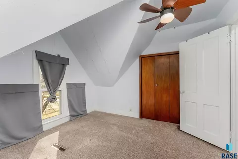 121 S Pleasant St, Canton, SD 57013 photo 14