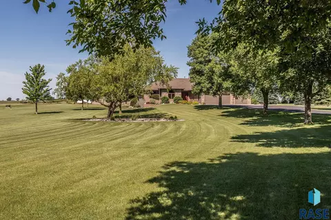 26871 469th Ave, Sioux Falls, SD 57106 photo 6