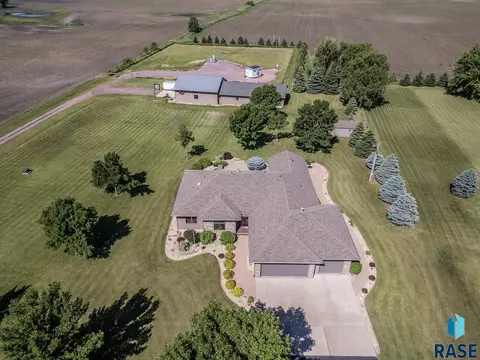 26871 469th Ave, Sioux Falls, SD 57106 photo 5