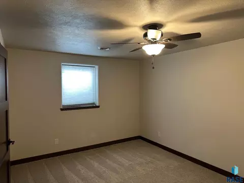 Bedroom - 415 Linden Dr, Madison, SD 57042 photo 3 of 3