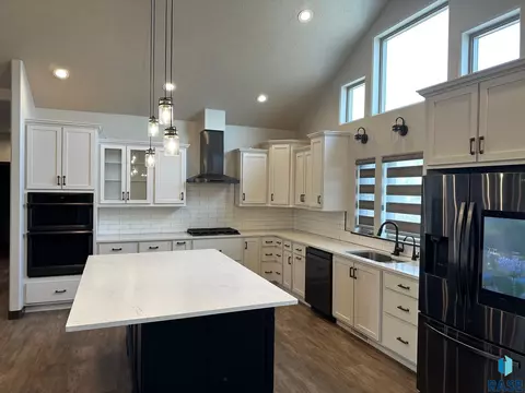 Kitchen - 415 Linden Dr, Madison, SD 57042 photo 2 of 2