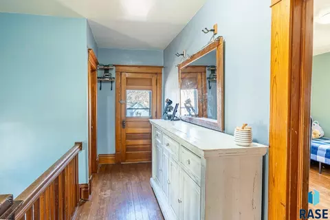 415 E 3rd St, Canton, SD 57013 photo 25