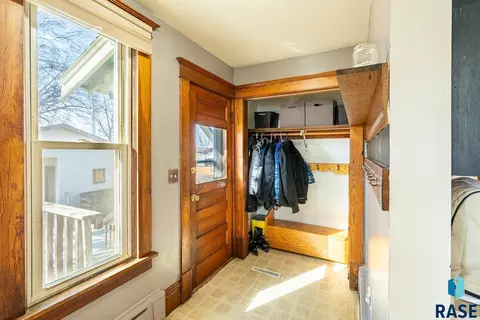 415 E 3rd St, Canton, SD 57013 photo 20