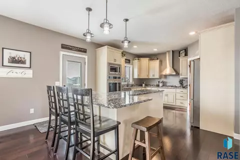 2700 N Devon Ave, Tea, SD 57064 photo 9