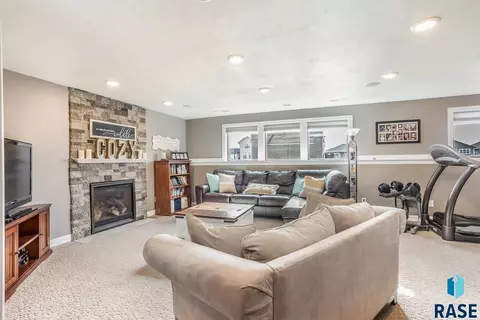 2700 N Devon Ave, Tea, SD 57064 photo 33
