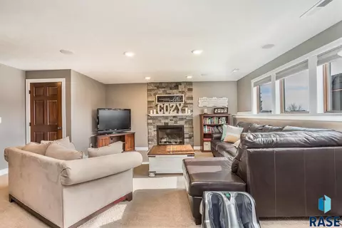 2700 N Devon Ave, Tea, SD 57064 photo 34