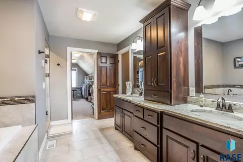 2700 N Devon Ave, Tea, SD 57064 photo 22