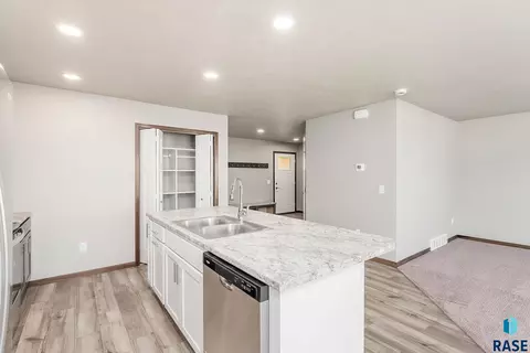 Kitchen - 1315 N Kenley Pl, Tea, SD 57064 photo 3 of 3