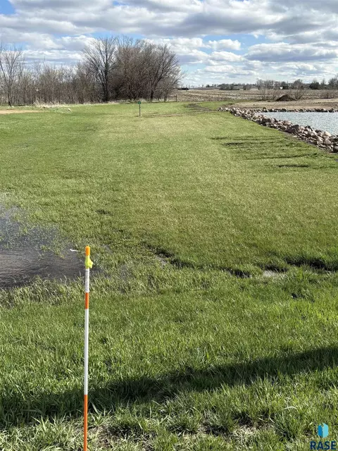 6 Th St, Freeman, SD 57029 photo 3