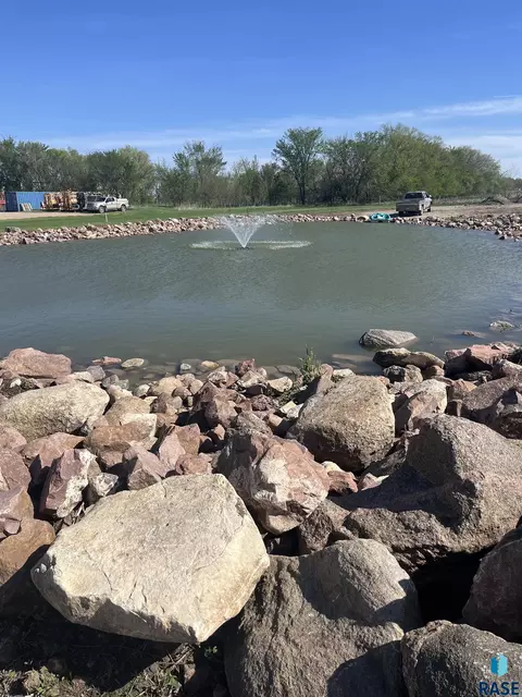 6 Th St, Freeman, SD 57029 photo 6