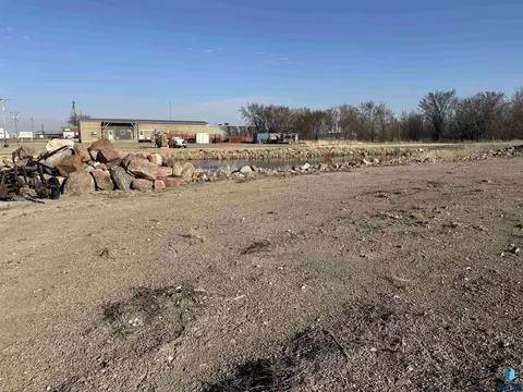 6 Th St, Freeman, SD 57029 photo 10