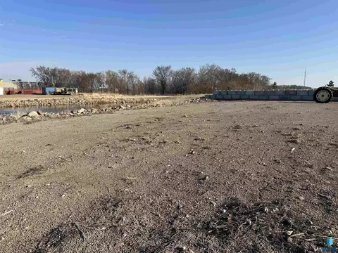 6 Th St, Freeman, SD 57029 photo 11