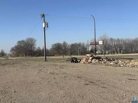 6 Th St, Freeman, SD 57029 photo 5