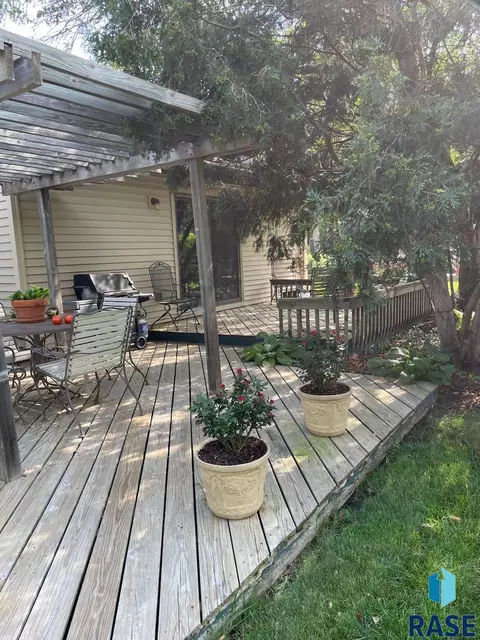 2305 E 54th St, Sioux Falls, SD 57103 photo 20