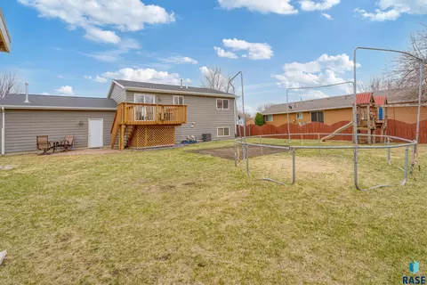705 N Poplar Ave, Tea, SD 57064 photo 26