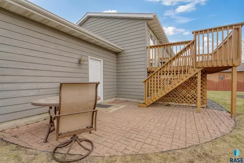 705 N Poplar Ave, Tea, SD 57064 photo 30