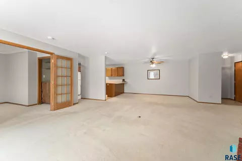 4601 S Oxbow Ave #302, Sioux Falls, SD 57106 photo 8