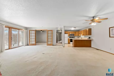 4601 S Oxbow Ave #302, Sioux Falls, SD 57106 photo 7