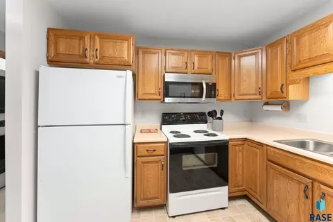4601 S Oxbow Ave #302, Sioux Falls, SD 57106 photo 10