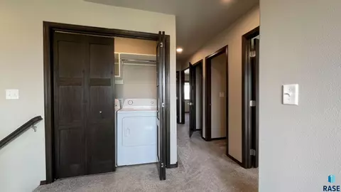 6801 W 6801-6807 W Gresford Pl, Sioux Falls, SD 57106 photo 12
