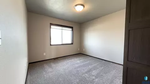 6801 W 6801-6807 W Gresford Pl, Sioux Falls, SD 57106 photo 16