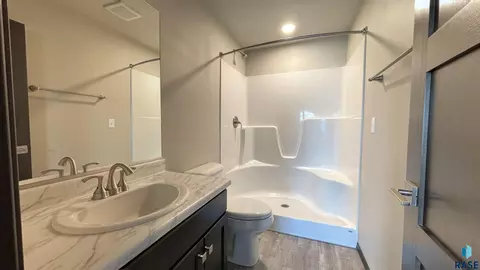 6801 W 6801-6807 W Gresford Pl, Sioux Falls, SD 57106 photo 20