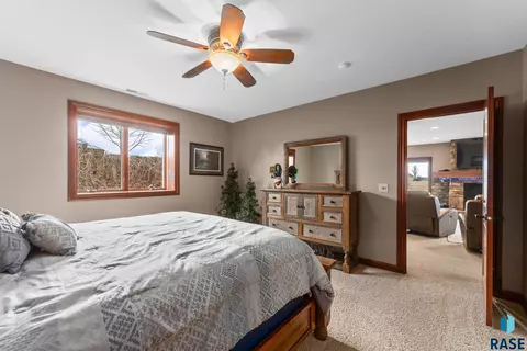 110 Linden Dr, Madison, SD 57042 photo 60