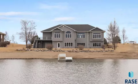110 Linden Dr, Madison, SD 57042 photo 65