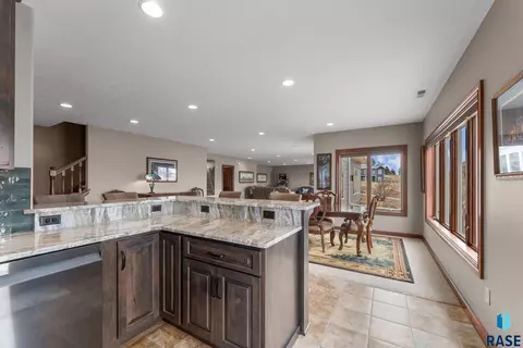 110 Linden Dr, Madison, SD 57042 photo 56