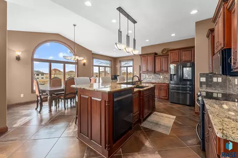 110 Linden Dr, Madison, SD 57042 photo 80