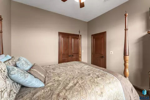 110 Linden Dr, Madison, SD 57042 photo 35