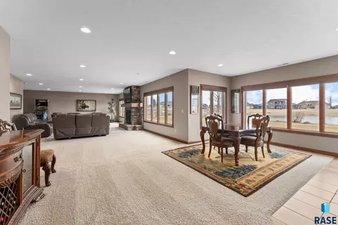 110 Linden Dr, Madison, SD 57042 photo 46