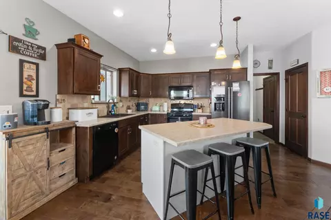 925 N Cole Ave, Tea, SD 57064 photo 7