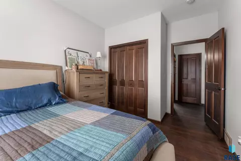 925 N Cole Ave, Tea, SD 57064 photo 17