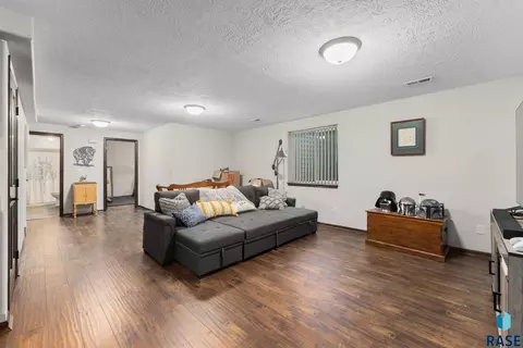 925 N Cole Ave, Tea, SD 57064 photo 20