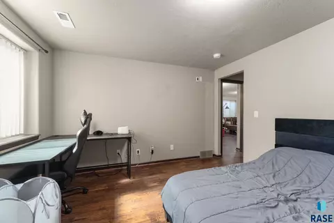 925 N Cole Ave, Tea, SD 57064 photo 25