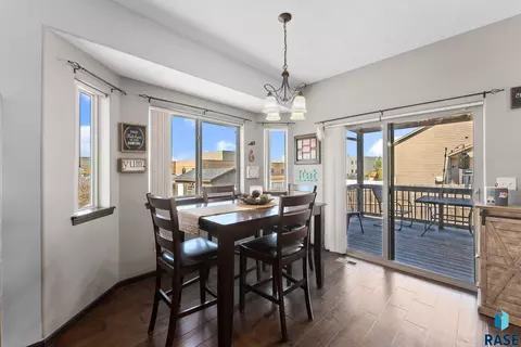 925 N Cole Ave, Tea, SD 57064 photo 6