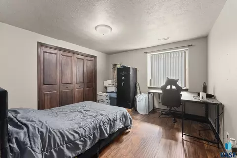 925 N Cole Ave, Tea, SD 57064 photo 24
