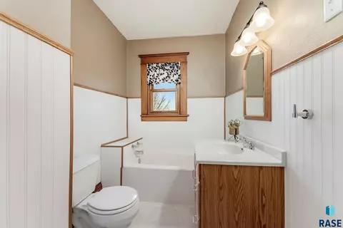 1019 2nd St, Canton, SD 57013 photo 23