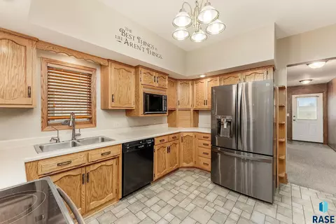 1019 2nd St, Canton, SD 57013 photo 11