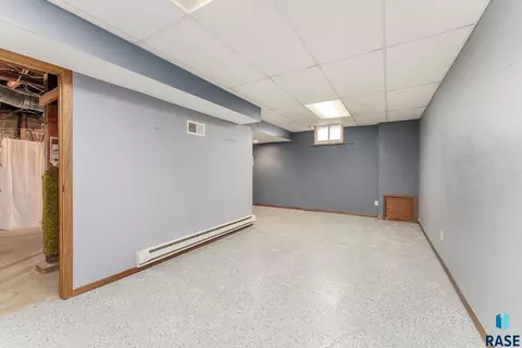 1019 2nd St, Canton, SD 57013 photo 24