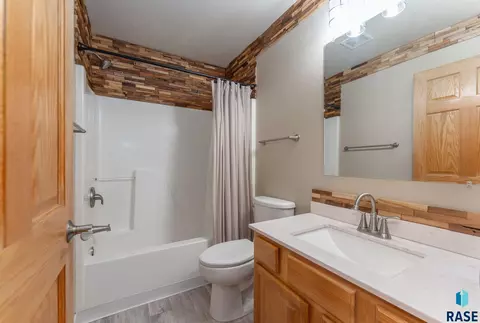 115 Deerview Ave, Tea, SD 57064 photo 13